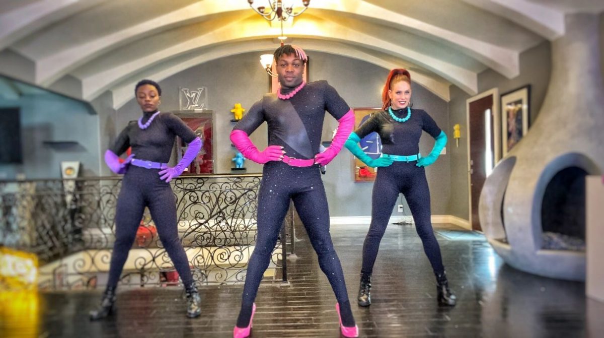 (Español) Blued celebra el primer evento de orgullo #StayProud con el ícono LGBTQ+ Todrick Hall