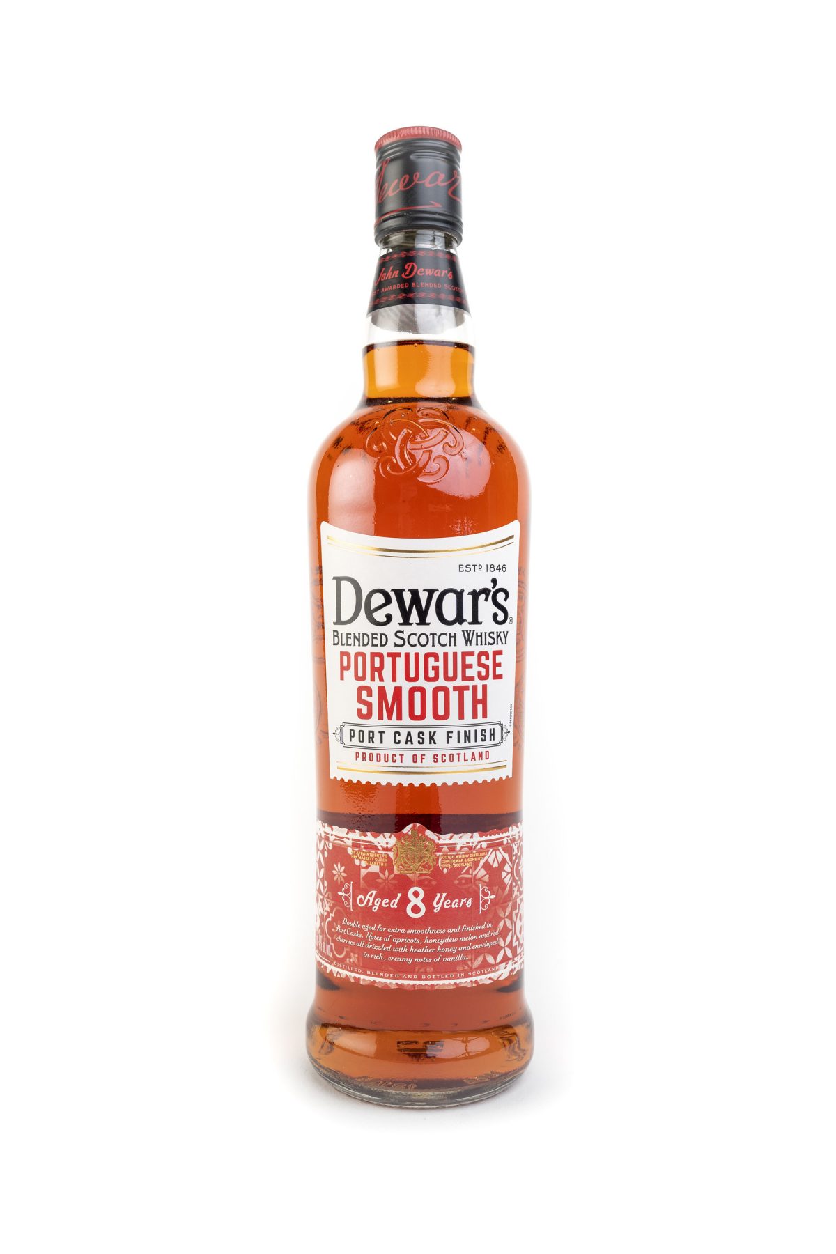 (Español) DEWAR’S® integra lo inesperado con el lanzamiento de un nuevo whisky escocés terminado en barricas de oporto