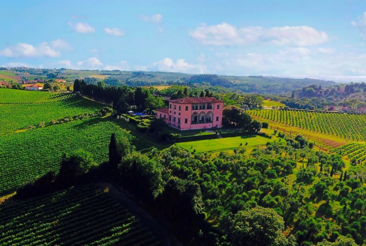 Michelangelo’s hidden masterpiece in the heart of Tuscany, Villa Mangiacane, to Create Organic Super Tuscan Wine